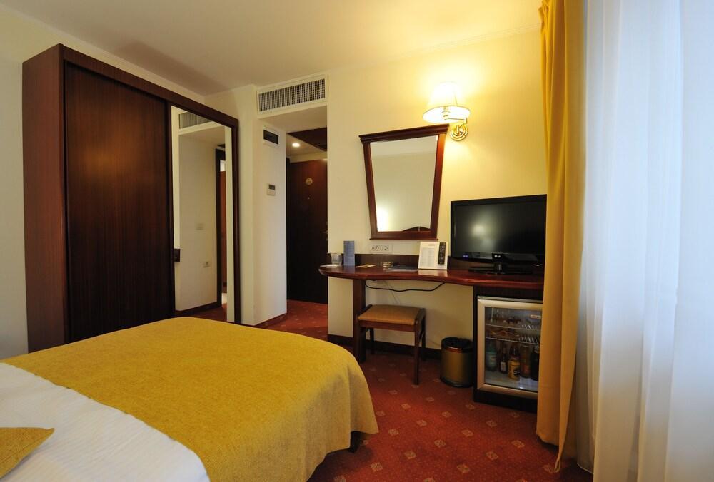 Hotel Minerva Bukareszt Zewnętrze zdjęcie