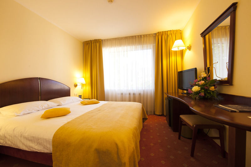 Hotel Minerva Bukareszt Zewnętrze zdjęcie